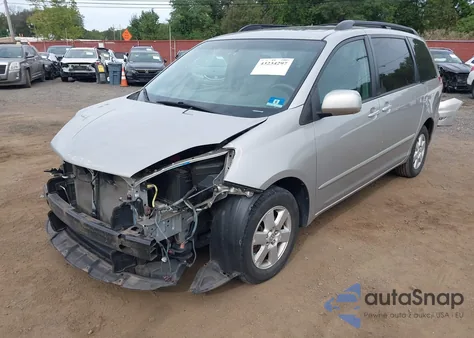 2010 Toyota Sienna Xle from USA, damaged, VIN 5TDYK4CC2AS296082